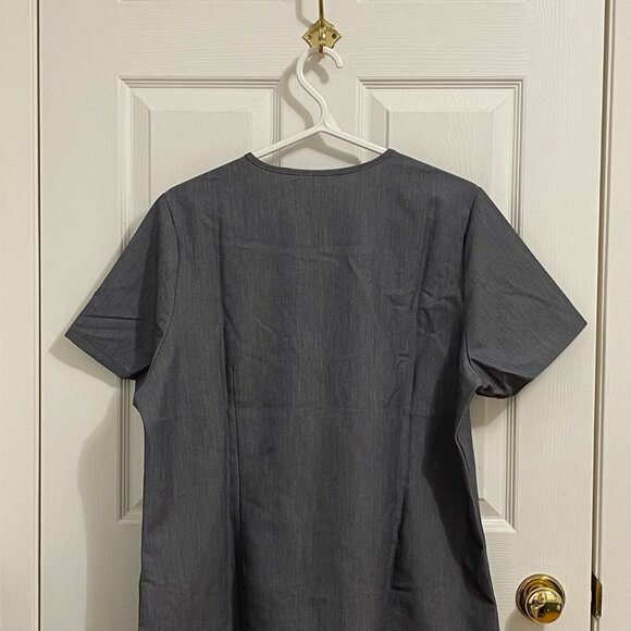 FIGS Scrub Set (Graphite) Size XL **New Condition** - Picture 2 of 4